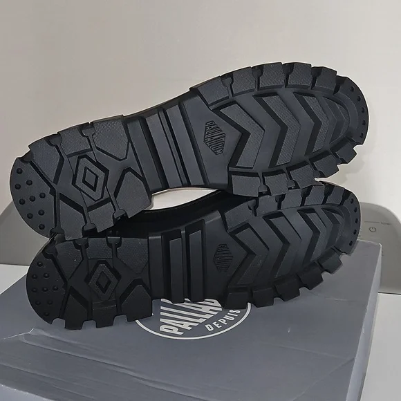 Palladium Revolt Hi TX Star White Platform Shoes, NEW! Size 10 - Picture 16 of 16